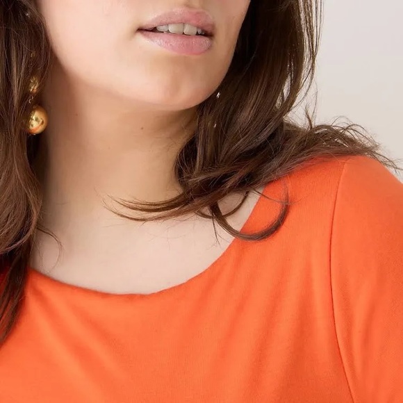 FORMKNIT ELBOW-SLEEVE T-SHIRT in BLACK - Picture 5 of 5